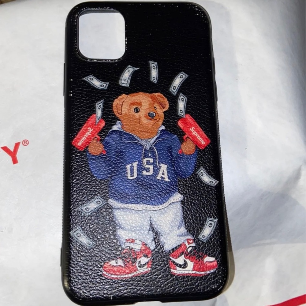 iPhone 11/XR polo bear case